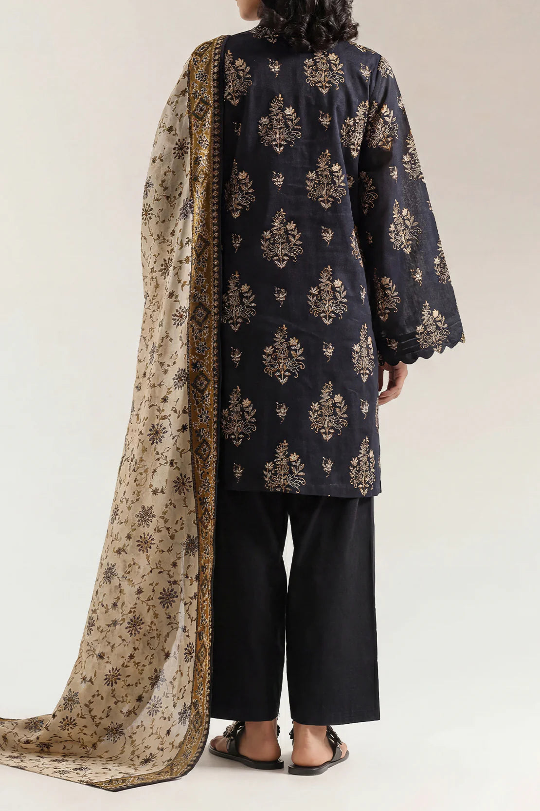 Unstiched premium printed lawn