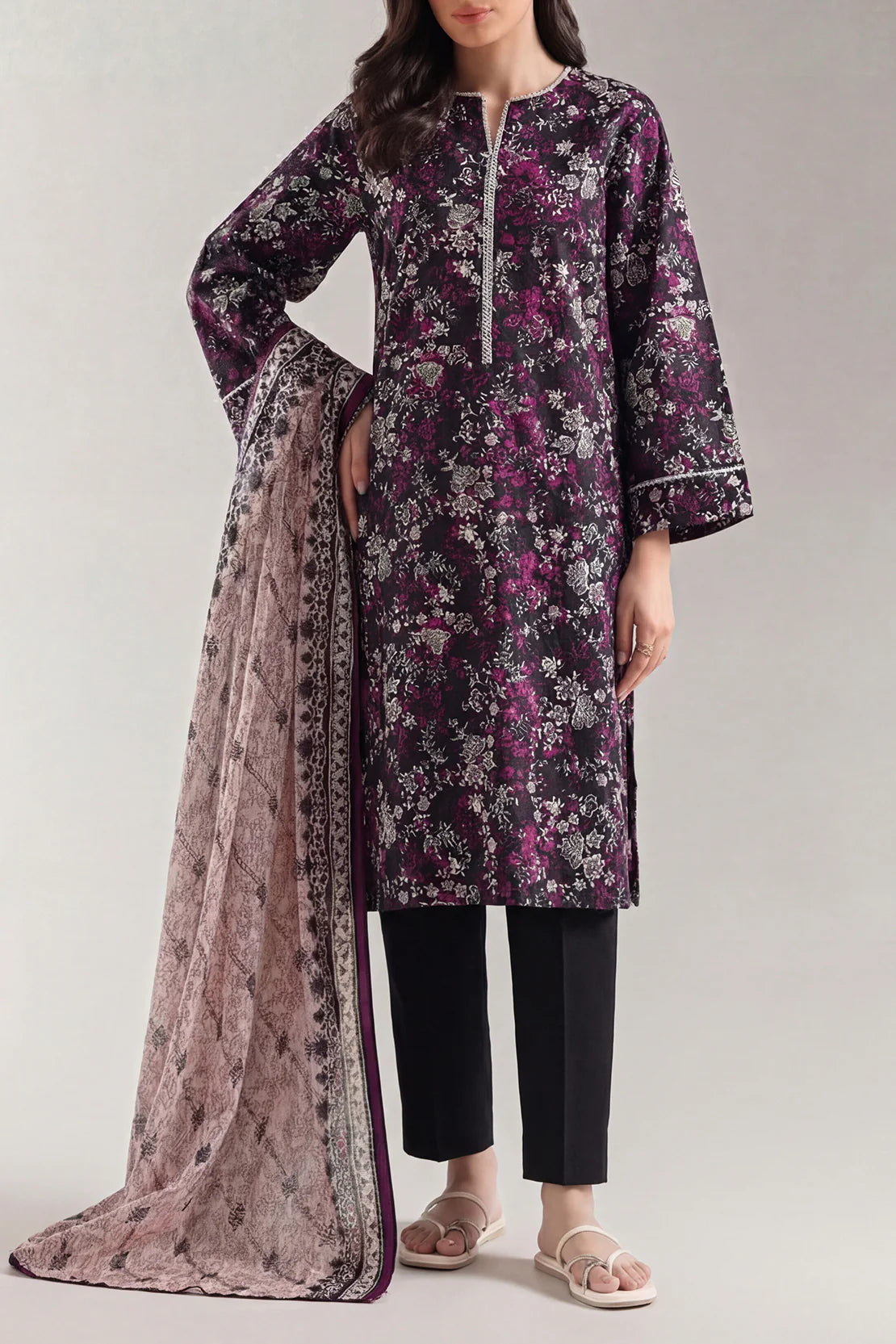 Unstiched premium printed lawn