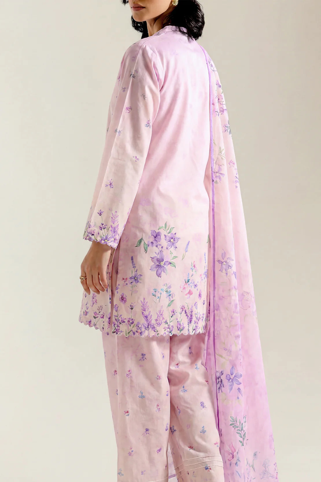 Unstiched premium printed lawn