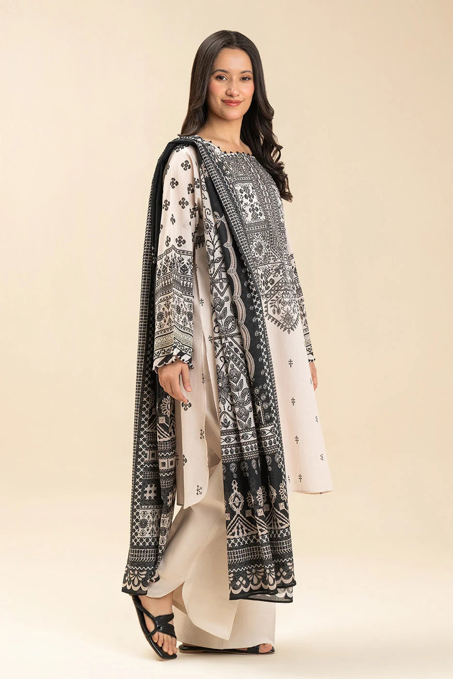 Unstiched printed lawn