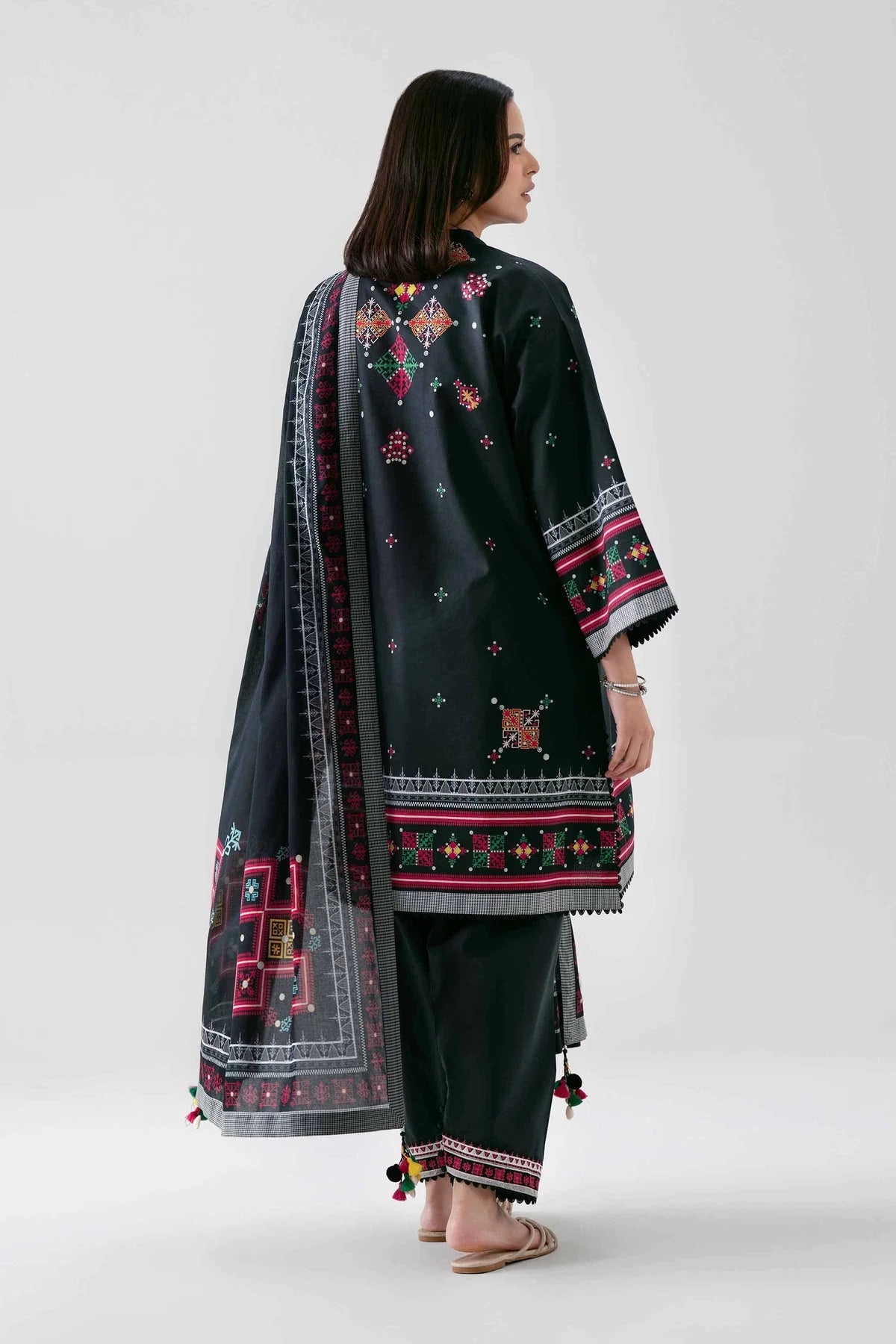 3 PIECE - DIGITAL PRINTED EMBROIDERED SUIT