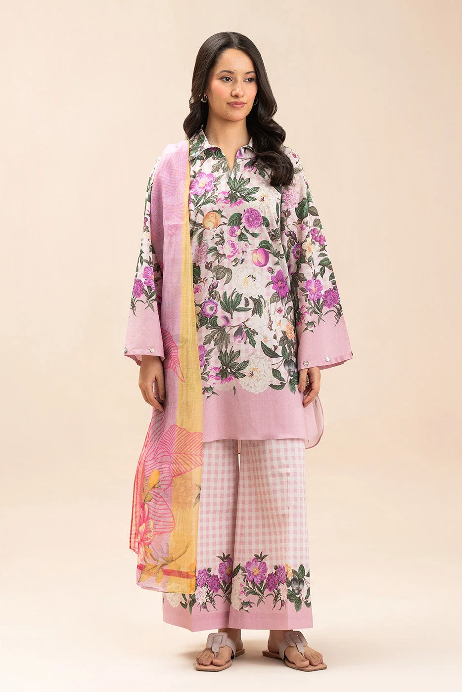 Unstiched printed lawn