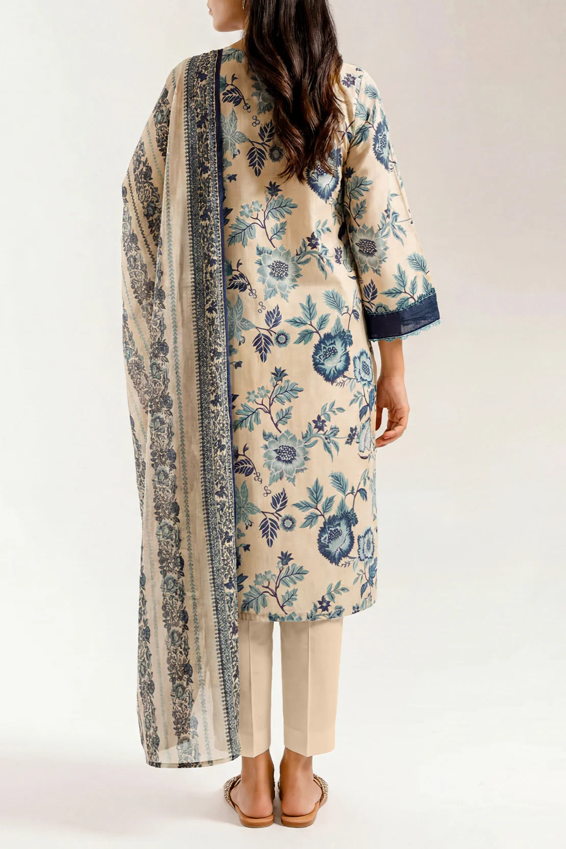 Unstiched premium printed lawn