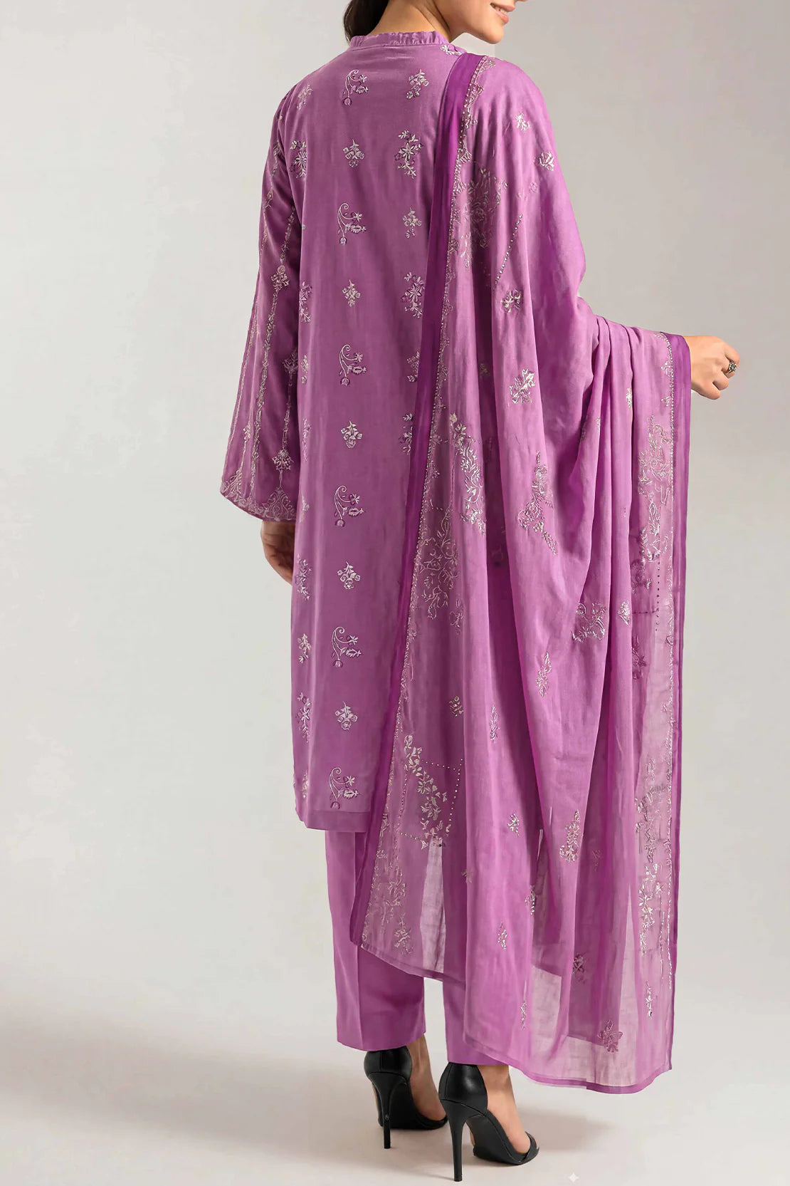 Unstiched premium printed lawn