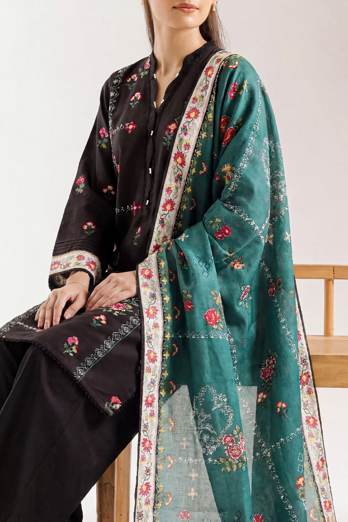 Unstiched premium printed lawn