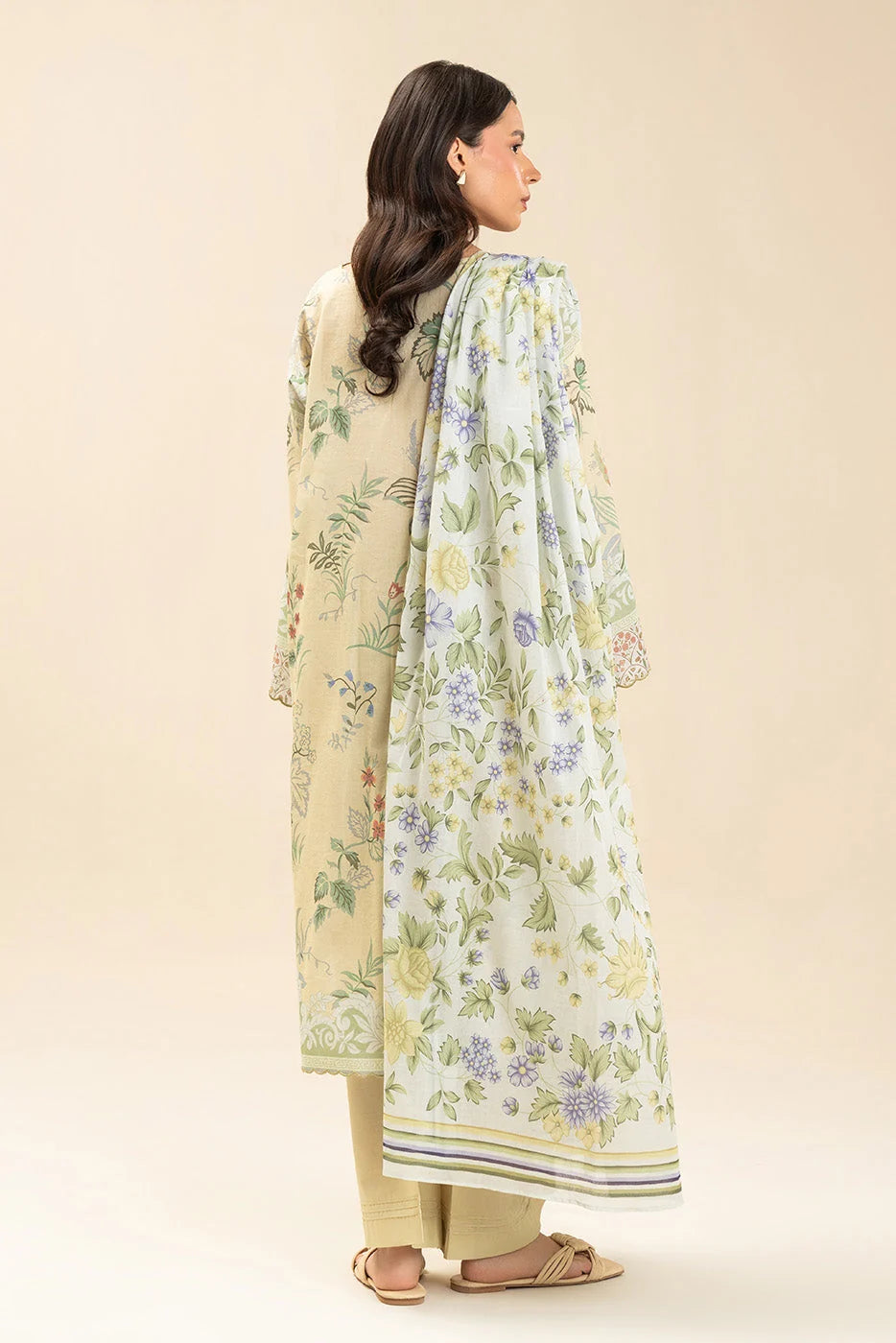 Unstiched printed lawn
