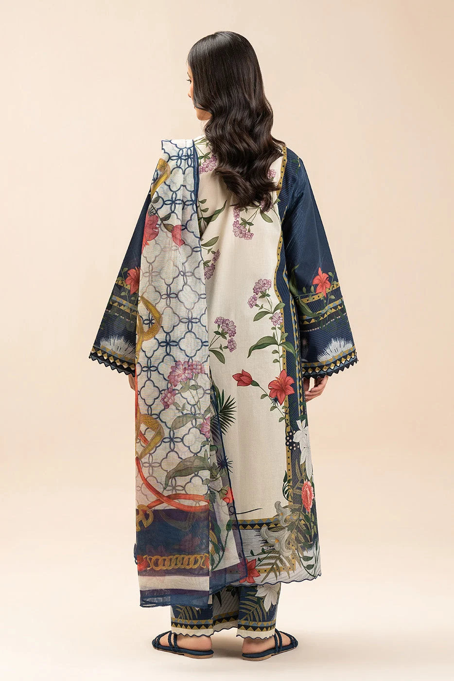 Unstiched printed lawn