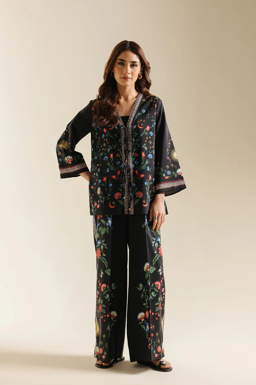 PRINTED SUIT