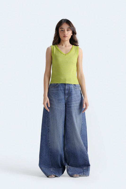 SUPER WIDE LEG JEANS