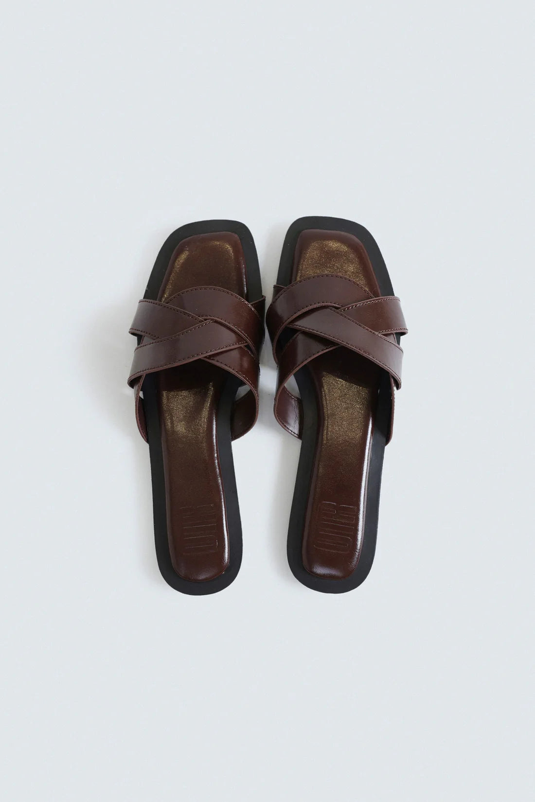 CRISS-CROSS FLATS