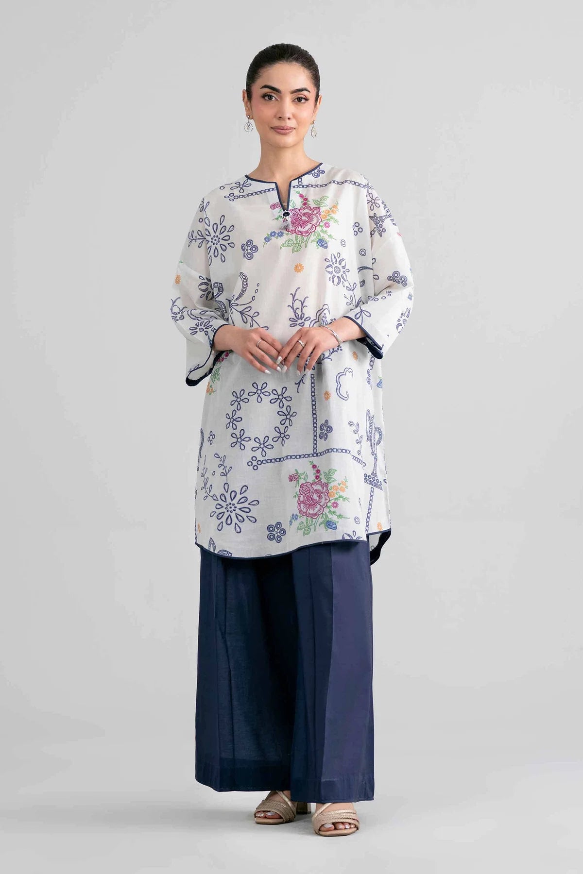 2 PIECE - PRINTED SUIT