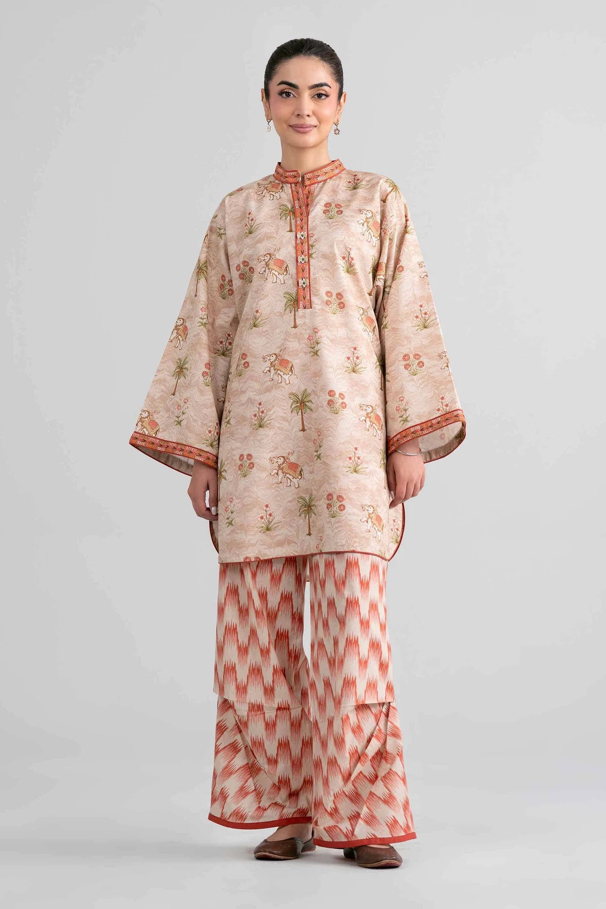 2 PIECE - PRINTED SUIT
