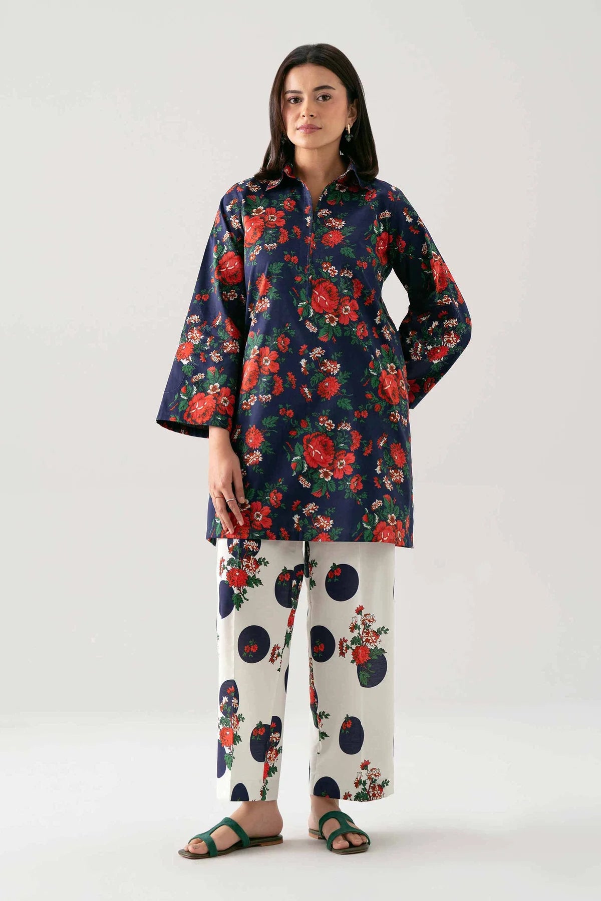 2 PIECE - PRINTED SUIT