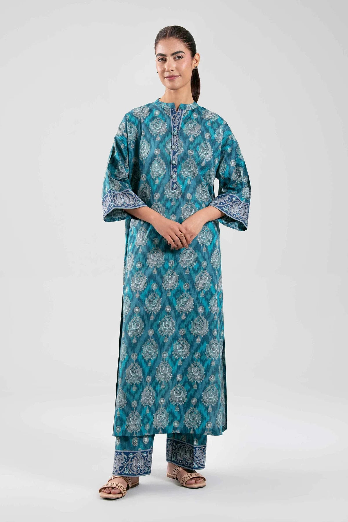 2 PIECE - PRINTED SUIT