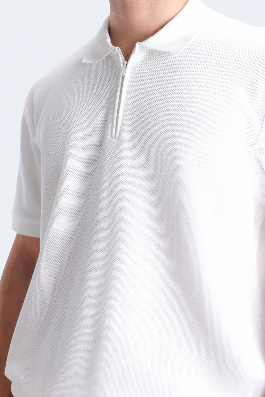 QUARTER ZIP-UP POLO SHIRT