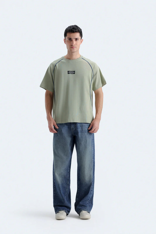 RAGLAN SLEEVES T-SHIRT WITH LABEL PATCH