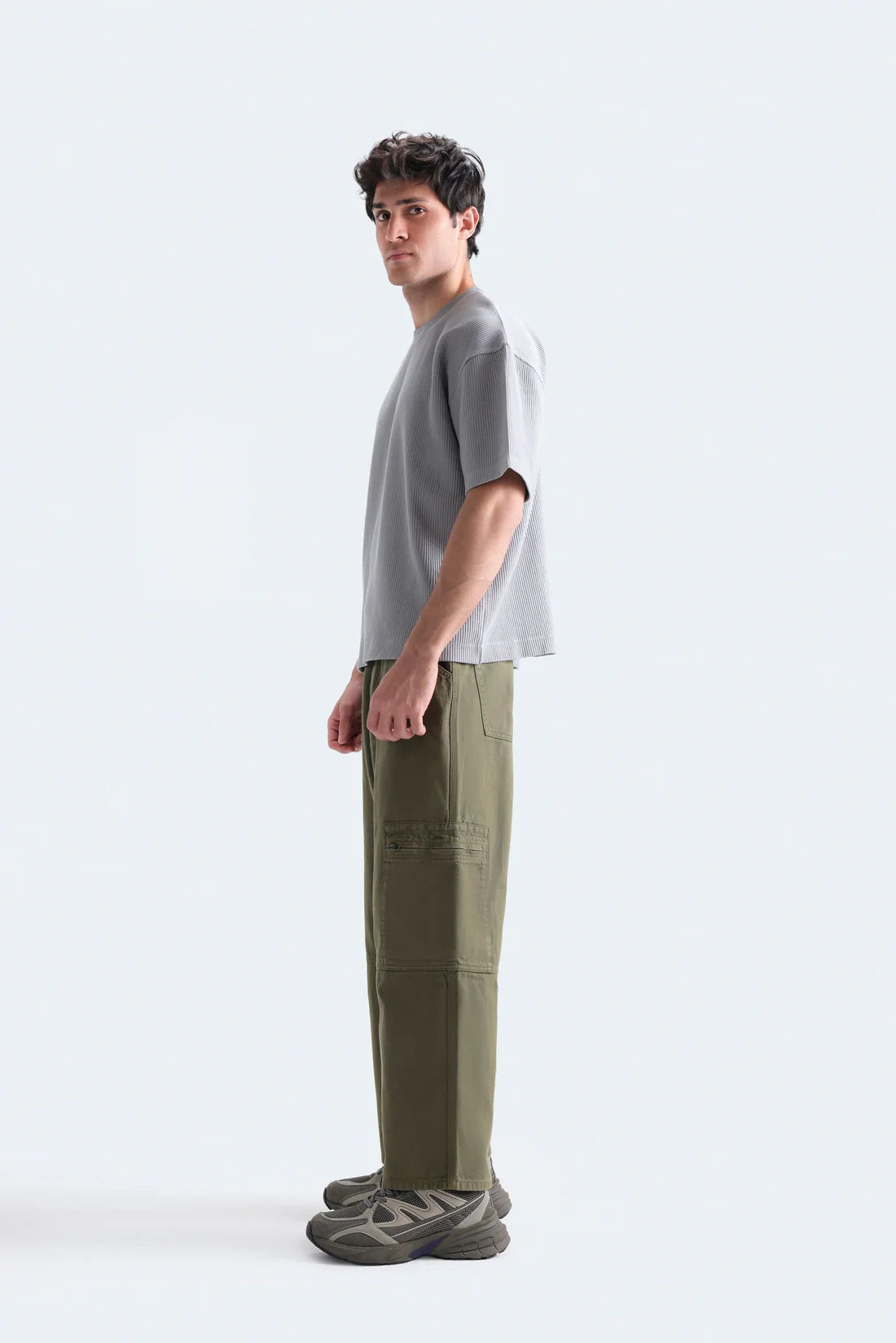 STRAIGHT FIT CARGO PANTS
