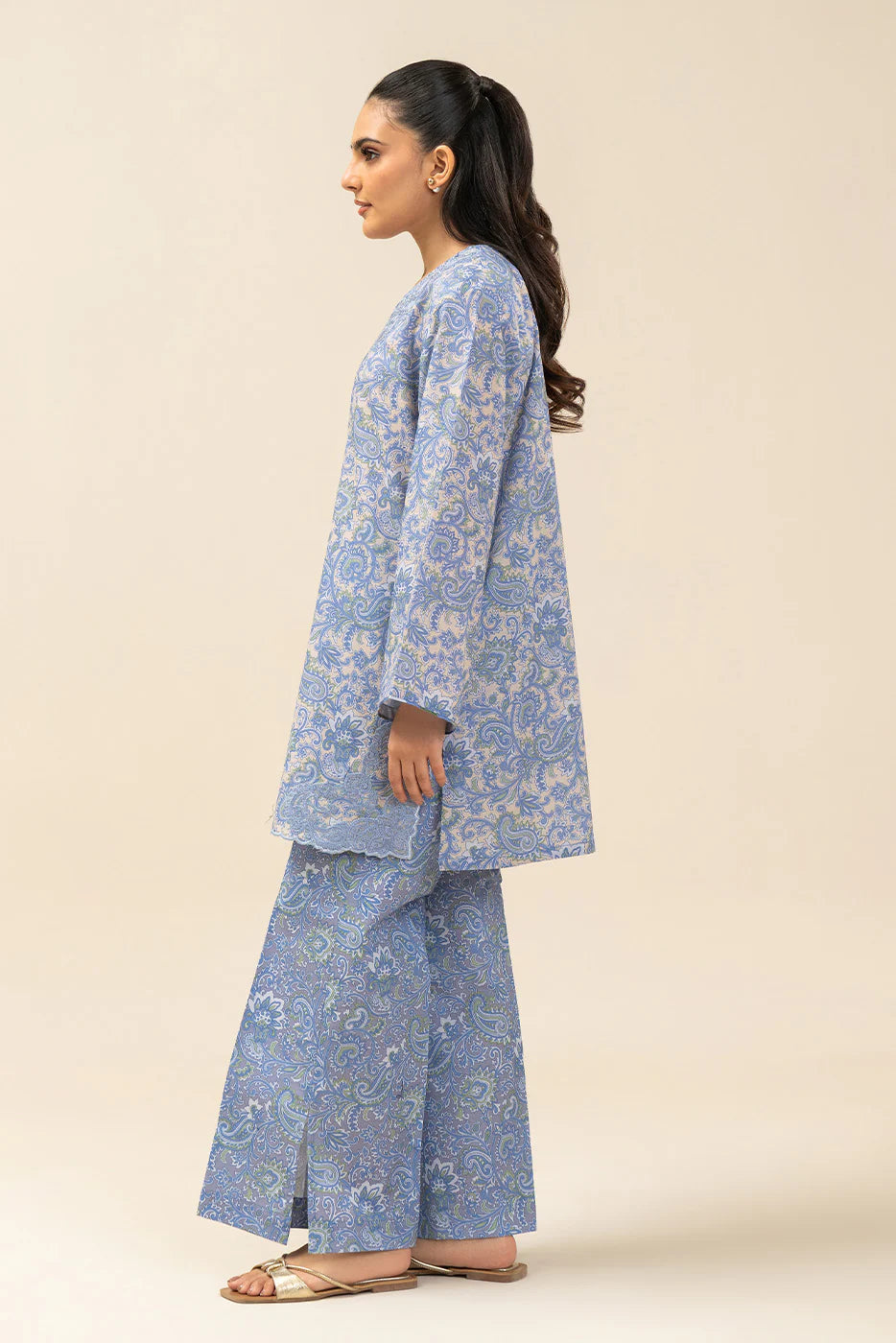2 PIECE EMBROIDERED LAWN SUIT-