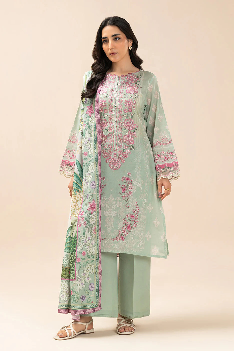 3 PIECE EMBROIDERED LAWN SUIT-
